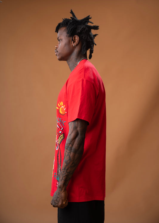 Camiseta roja de corte relajado con arte inspirado en Basquit pintado a mano