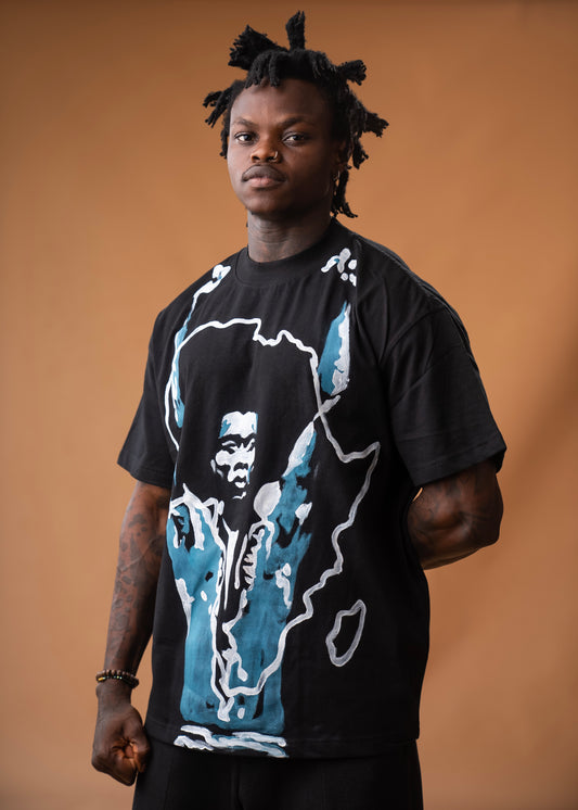 Camiseta de corte relajado con diseño de Fela Art pintado a mano