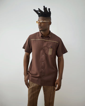 Camisa de cuello con detalle de bolsillo Aso Oke x Pantalón Aso Oke de pierna recta