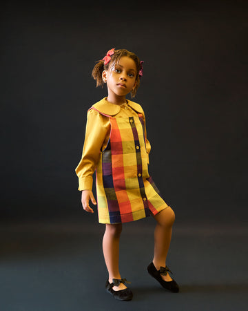 Peto Aso Oke y camisa Peter Pan