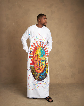 Jalabiya pintada a mano con cabeza de Benin