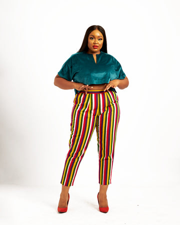 Conjunto de top corto de terciopelo y pantalón Aso Oke